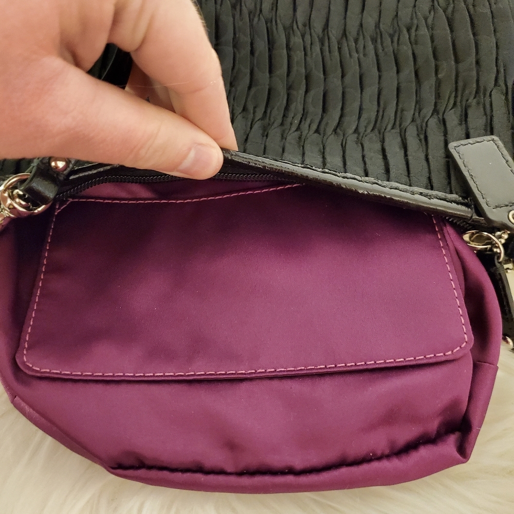 Coach Madison Wristlet - Picture 3 of 9